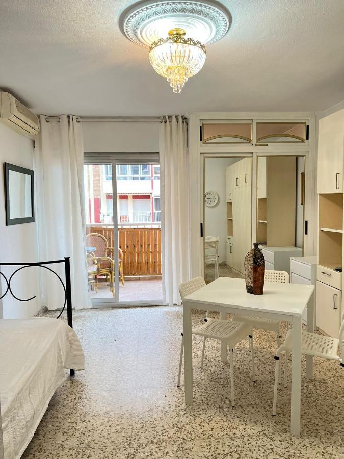 Apartament Studio Touristique Iris Benalmádena Zewnętrze zdjęcie
